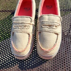 BKE sole ladies casual shoe